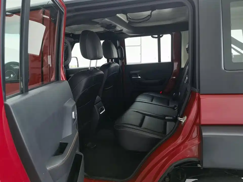 Beijing BJ40