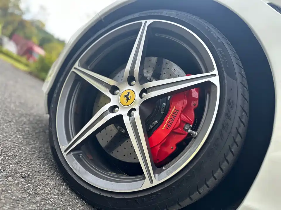 Ferrari California T