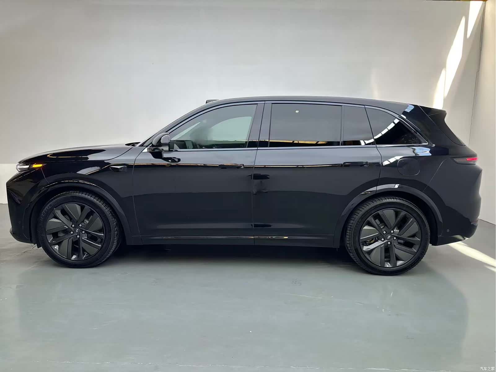 Li Auto L7, 2024 3