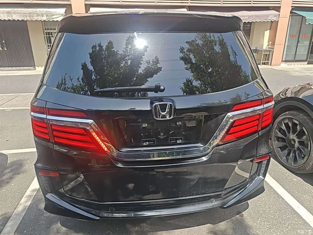 Honda Elysion, 2019 6