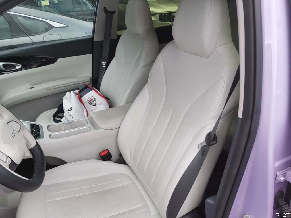 Geely Xingyuan, 2025 15