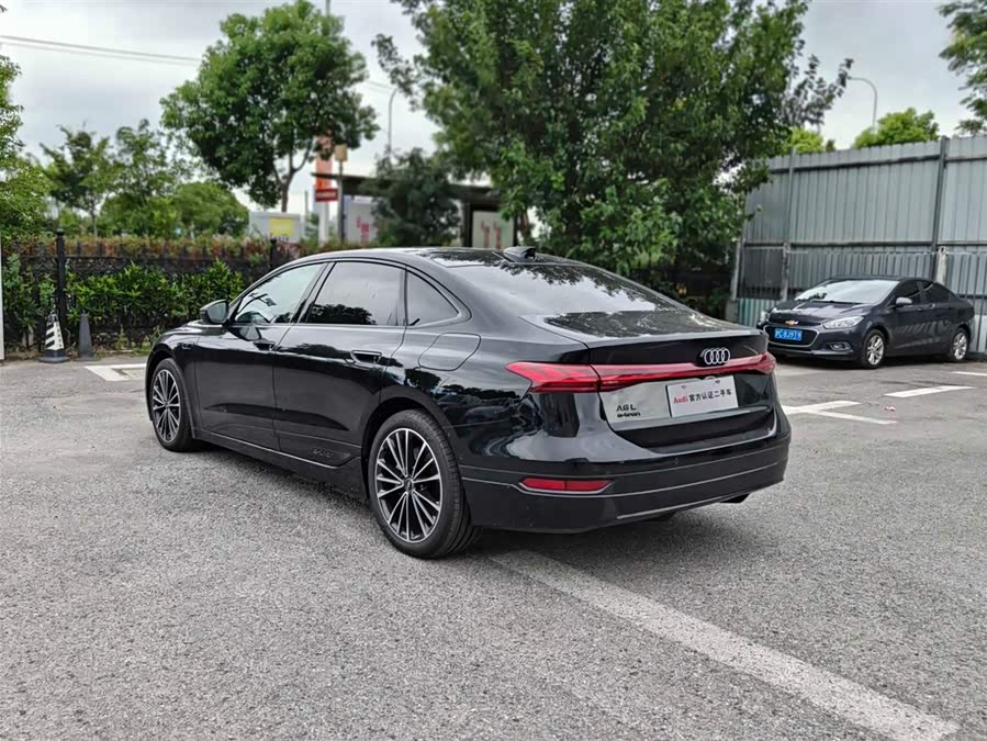 Audi A6L e-tron 2025, фото 4
