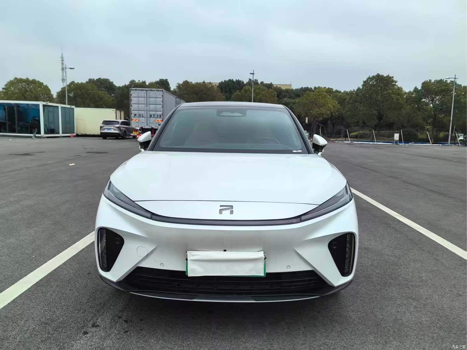 Rising Auto R7, 2023 1