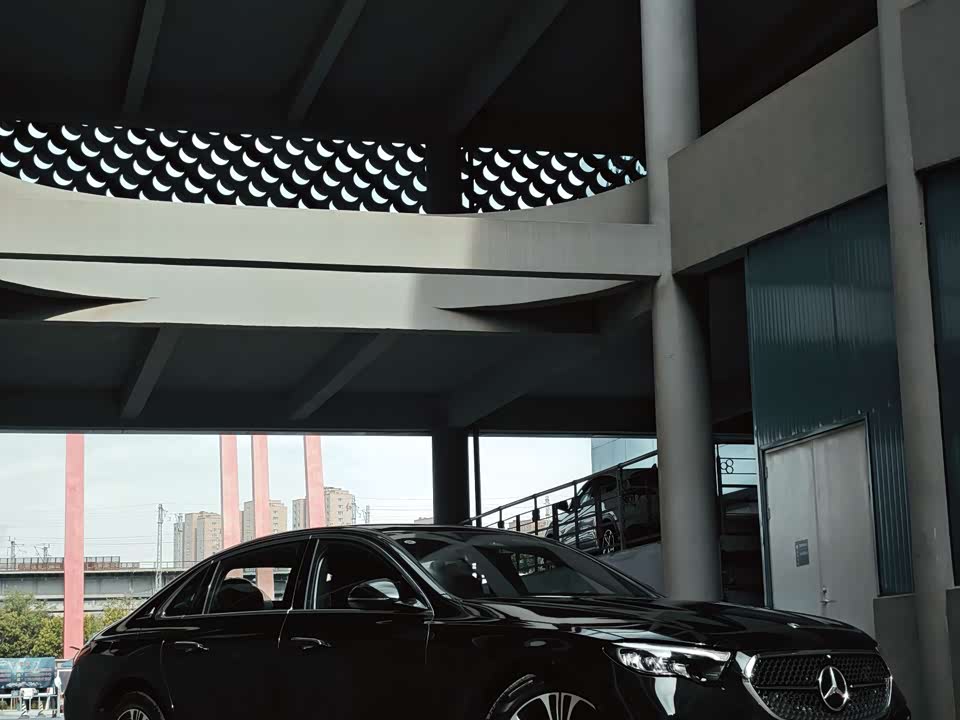 Mercedes-Benz E-class Mercedes-Benz E-class