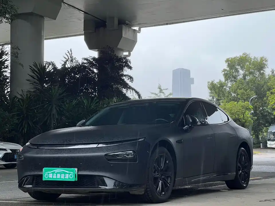 XPENG P7