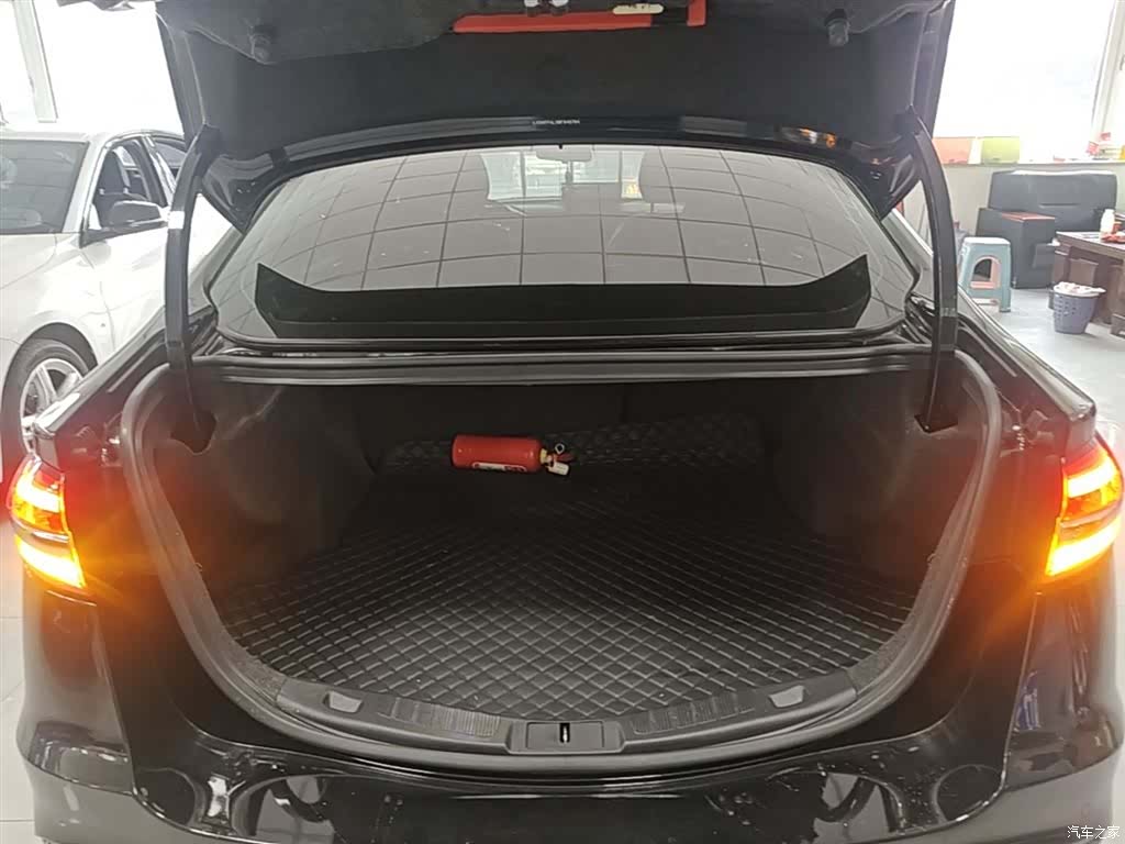 Ford Mondeo, 2022 19