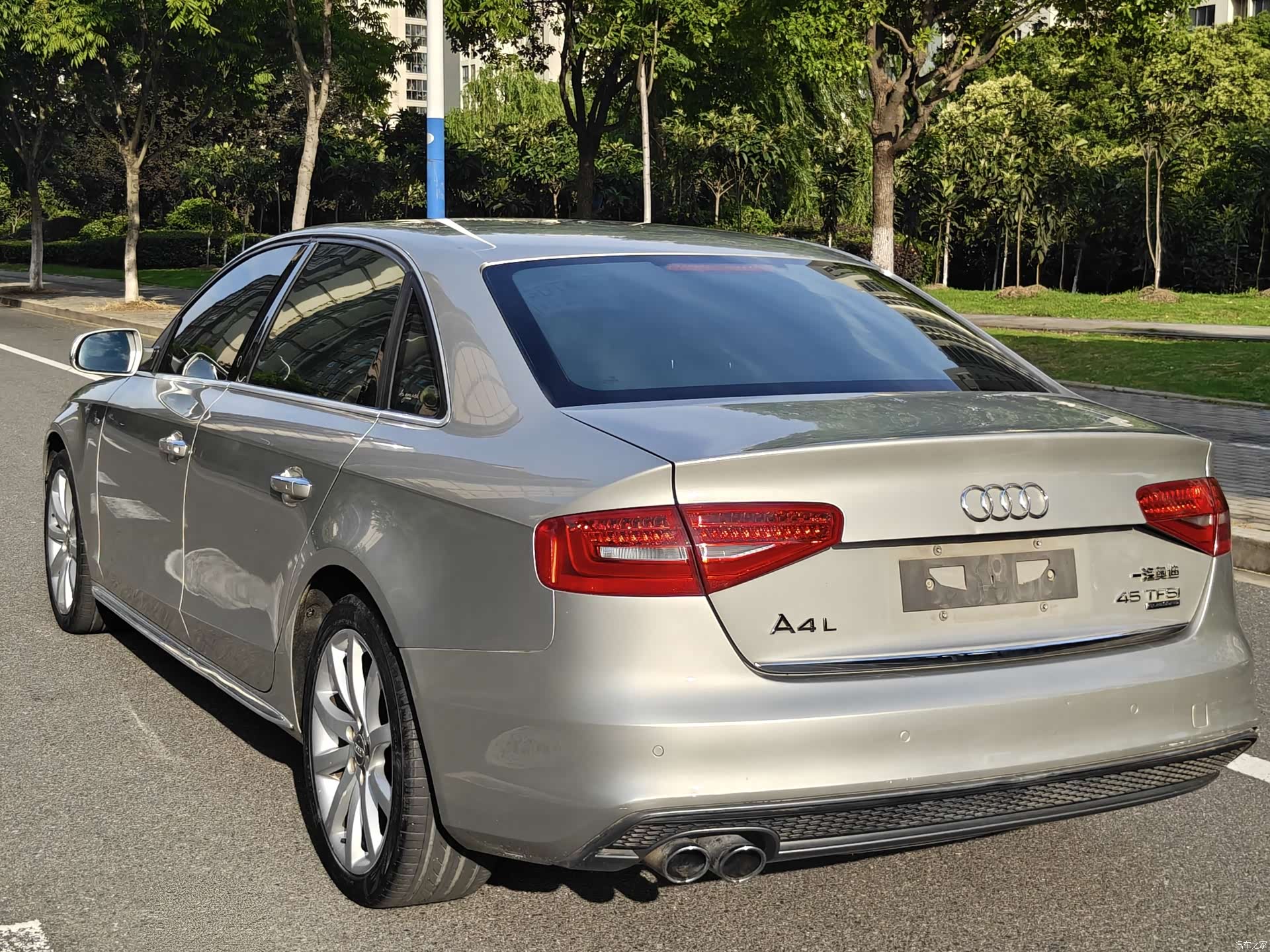 Audi A4L, 2016 7