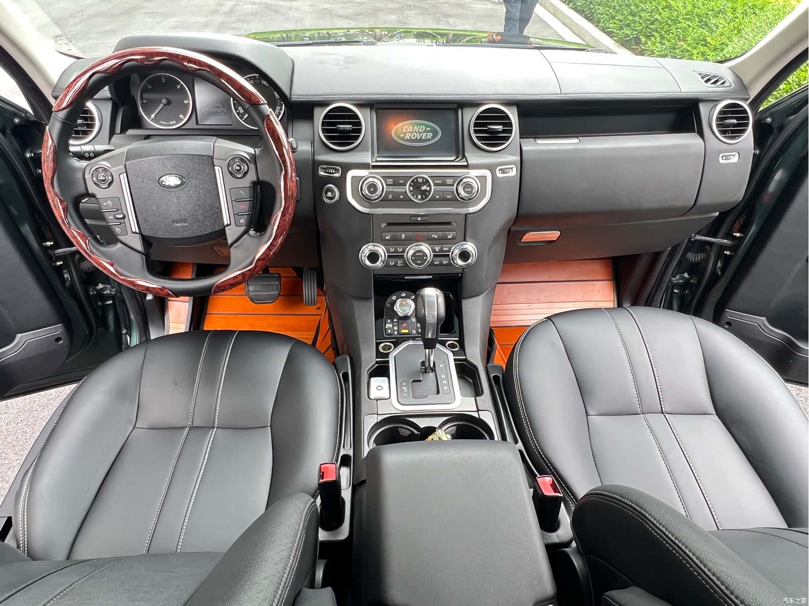 Land Rover Discovery, 2011 12
