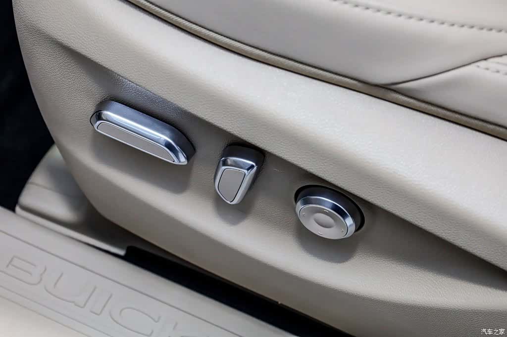 Buick GL8, 2025 13