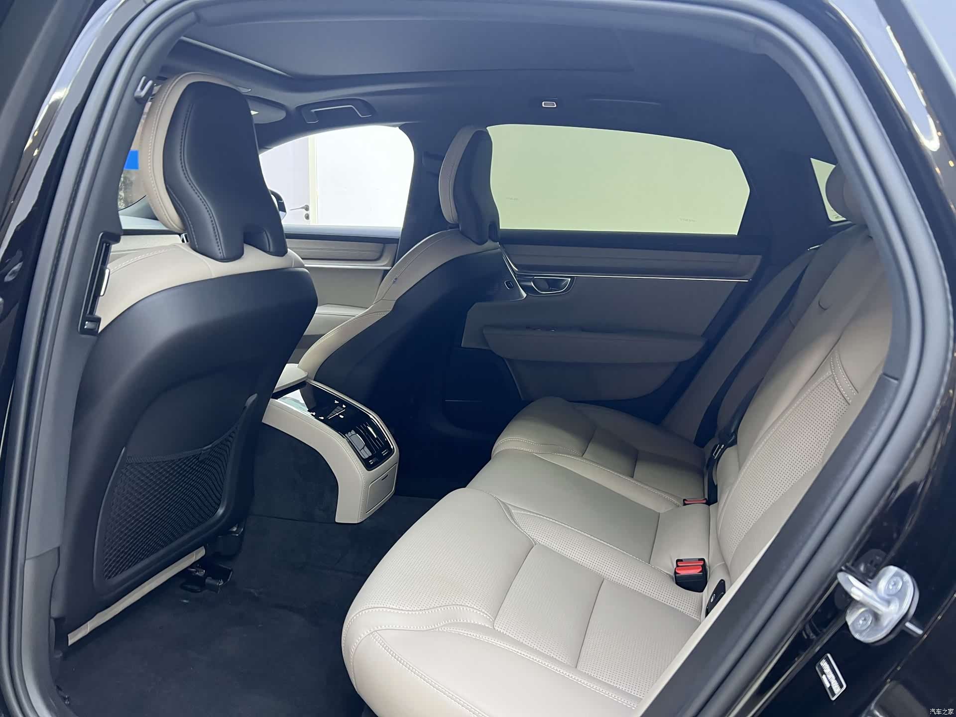Volvo S90, 2025 17