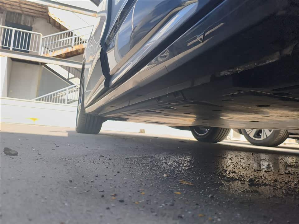 Volkswagen ID.6 CROZZ