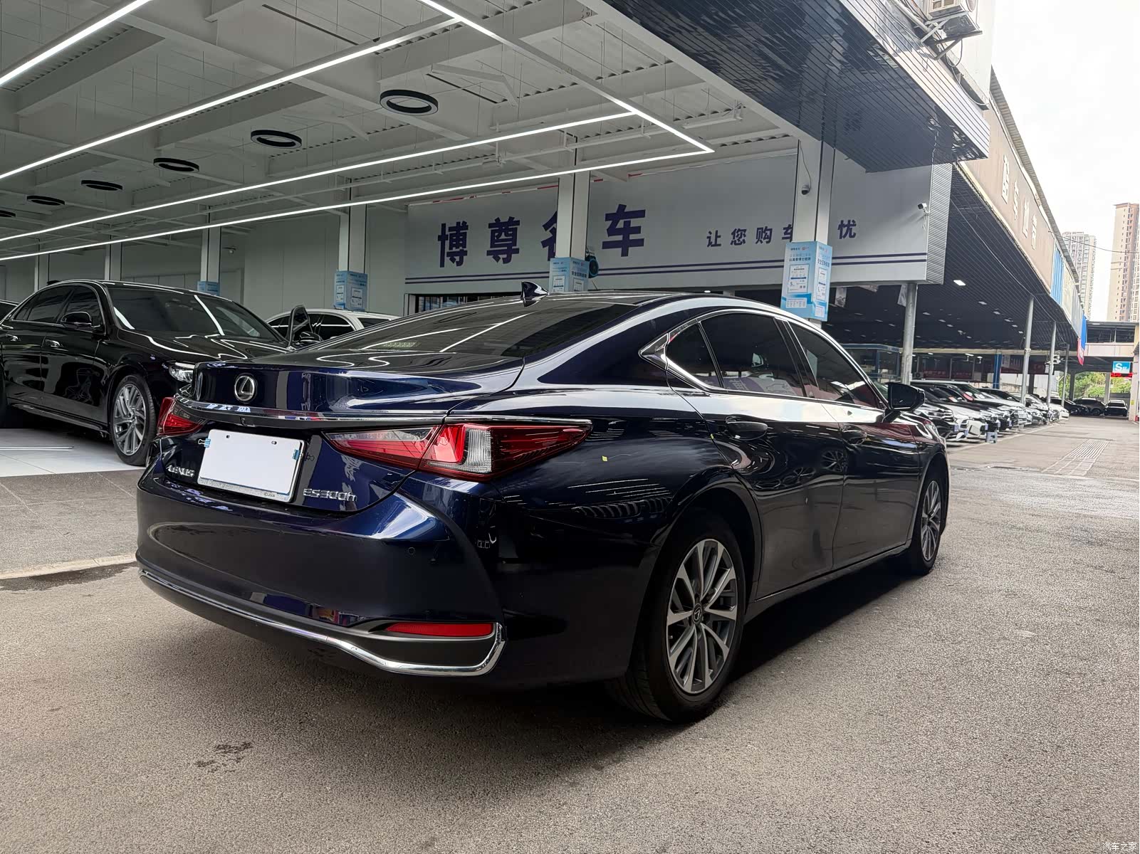 Lexus ES, 2024 21