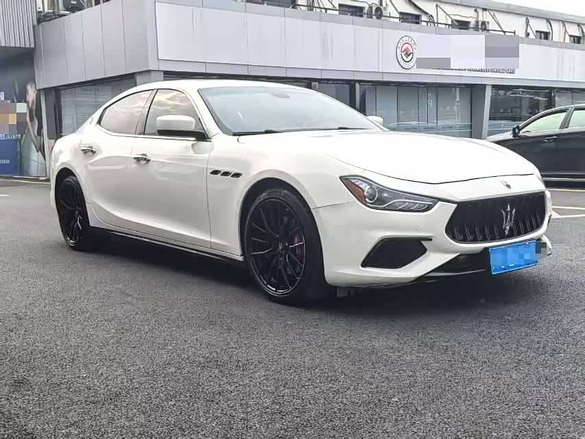 Maserati Ghibli
