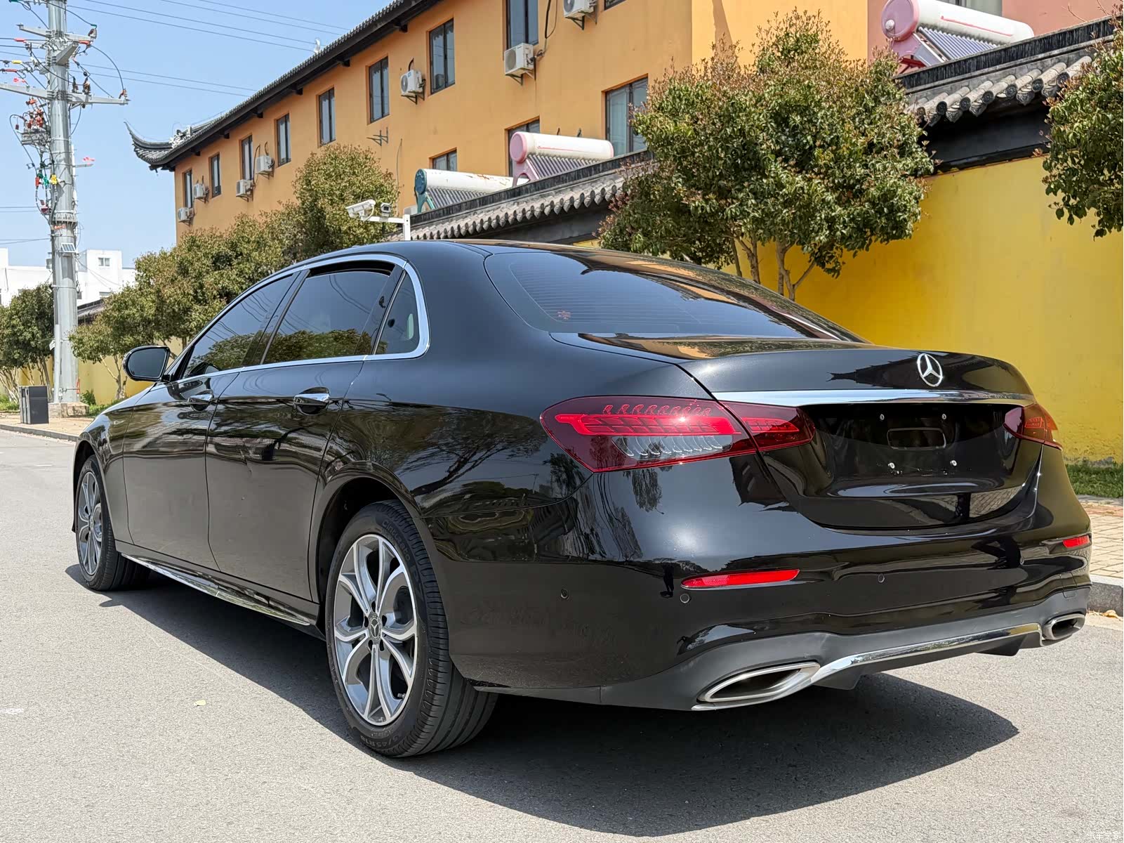 Mercedes-Benz E-Class, 2023 12