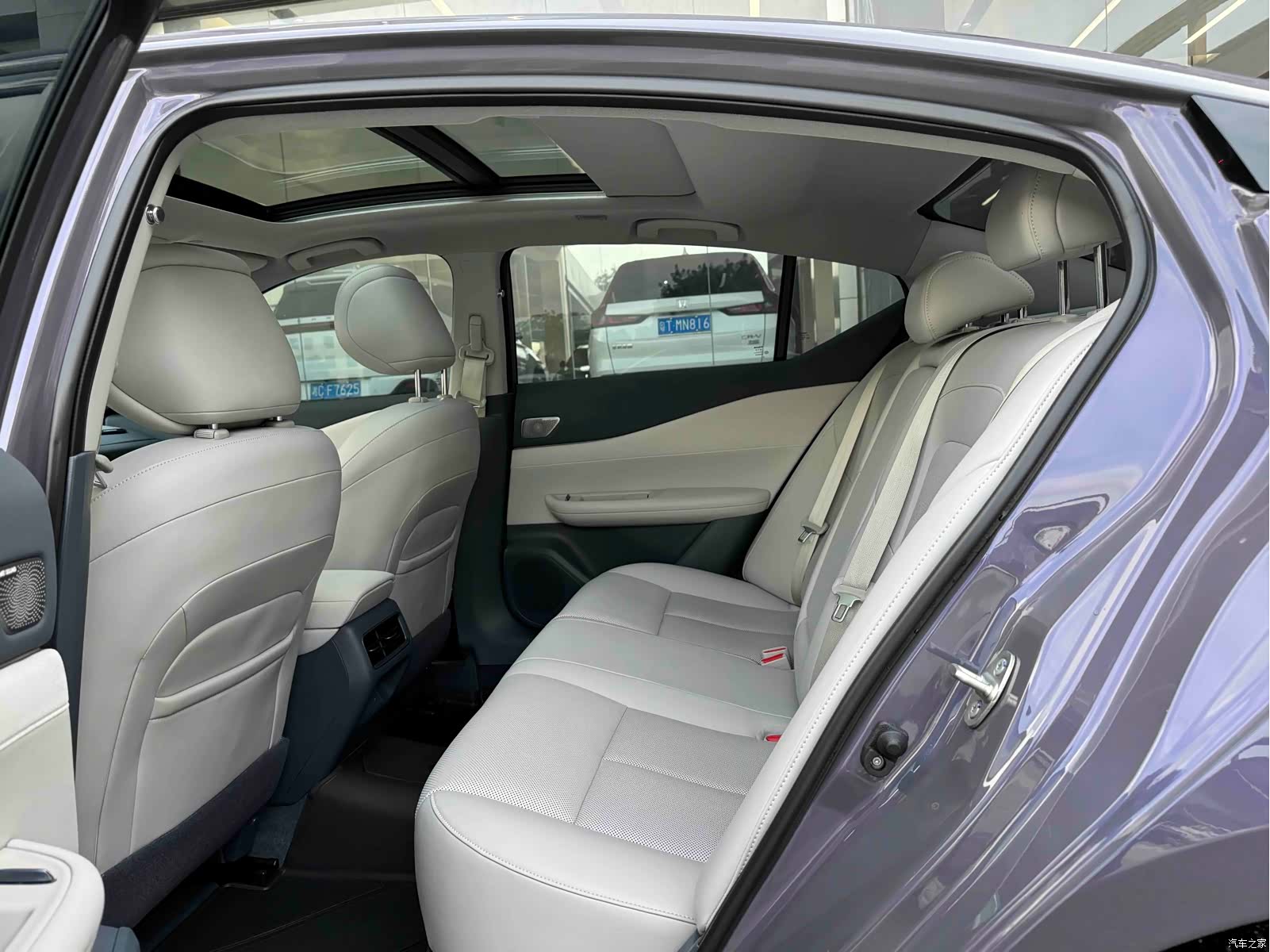 Nissan Teana, 2025 6