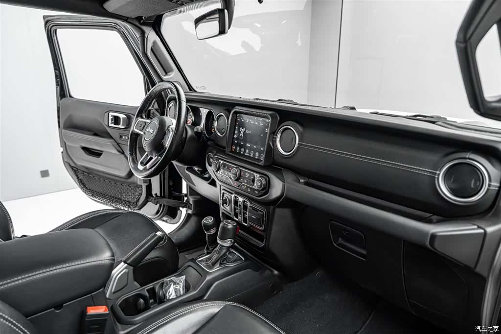 Jeep Gladiator, 2022 32