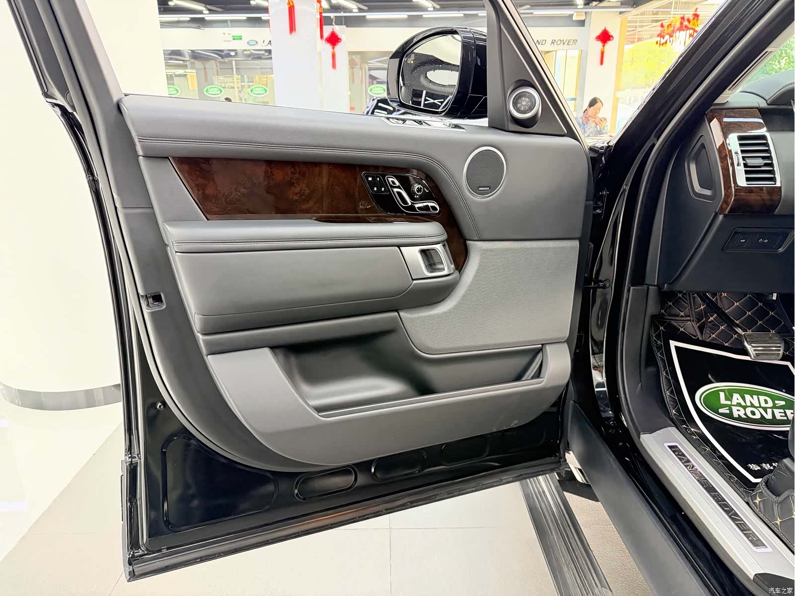 Land Rover Range Rover, 2019 все фото