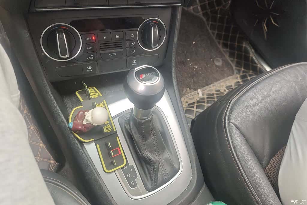 Audi Q3, 2019 16