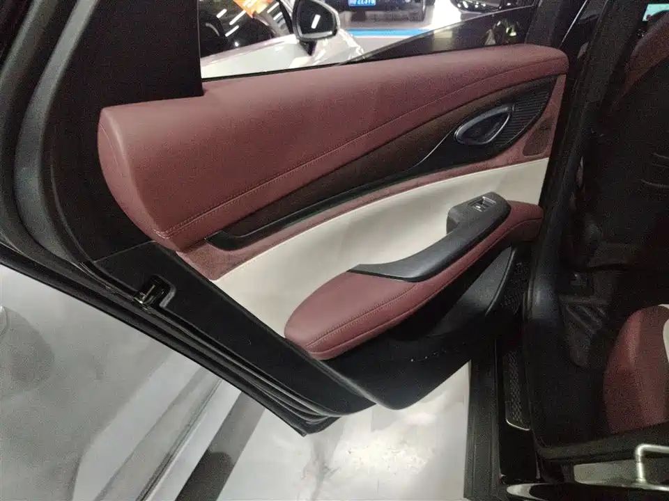 BYD seal