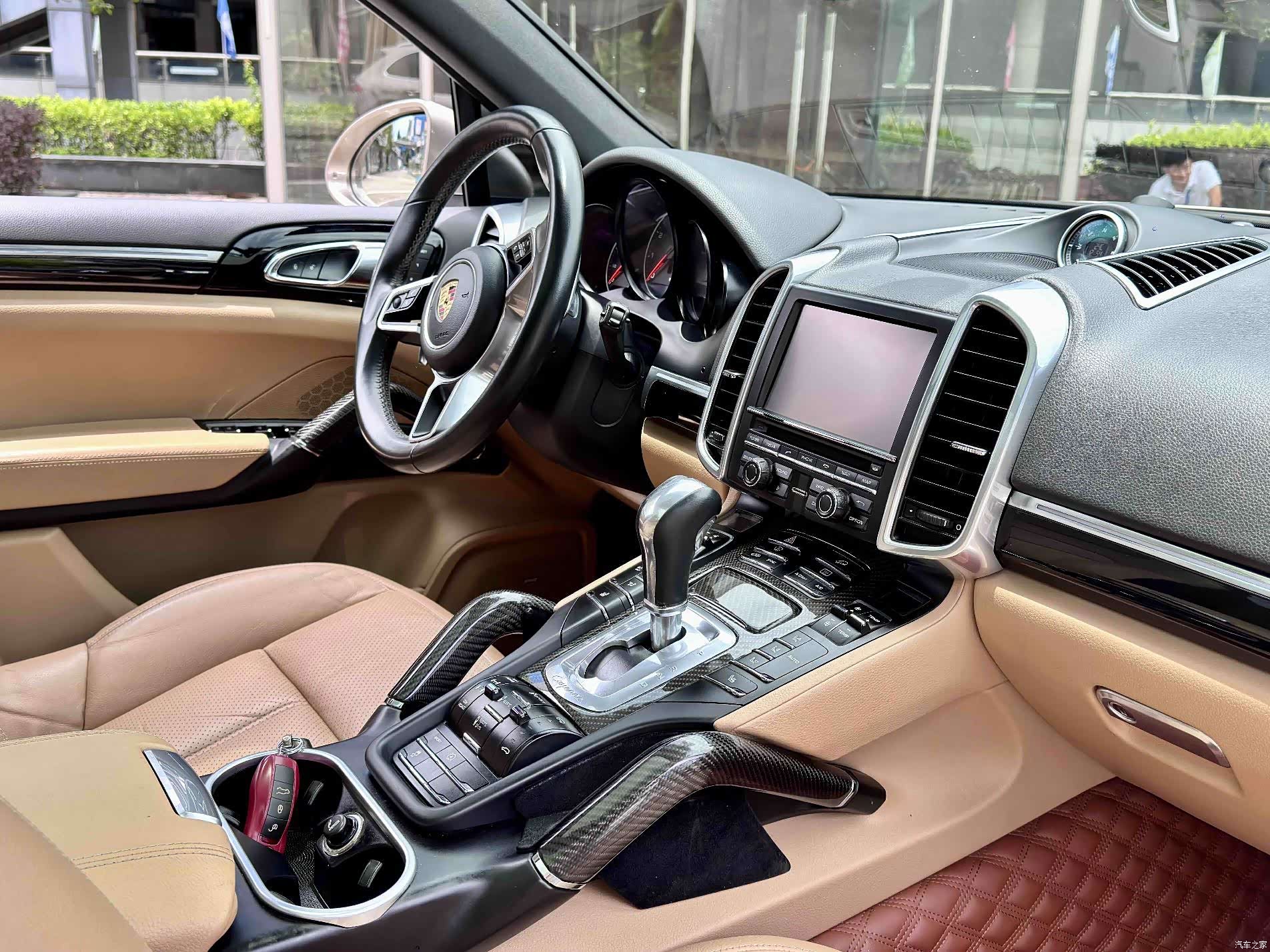 Porsche Cayenne, 2016 8