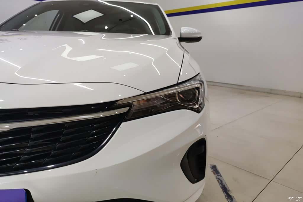 Buick Verano, 2022 все фото