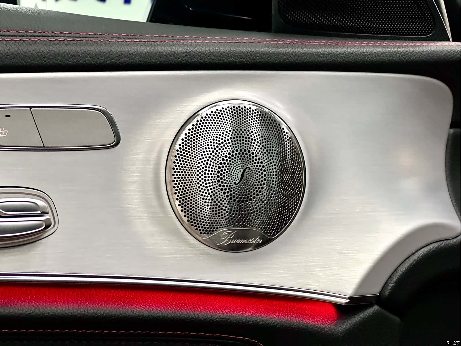 Mercedes-Benz E-Class, 2023 19