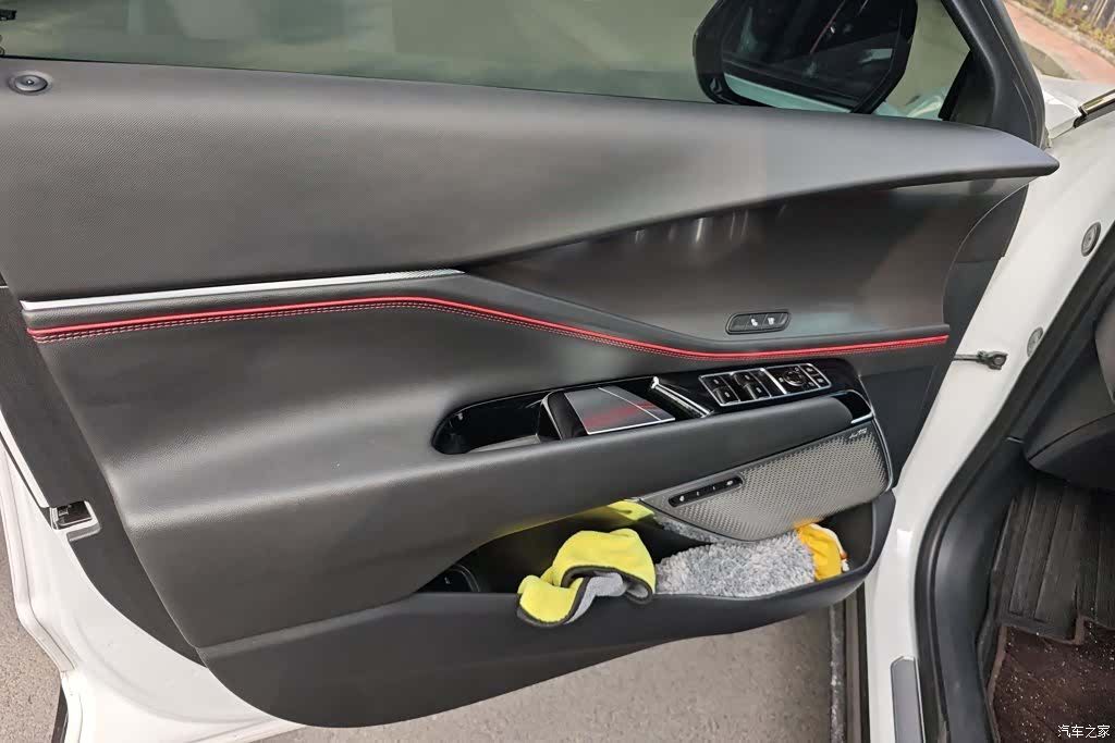 Cadillac GT4, 2025 7