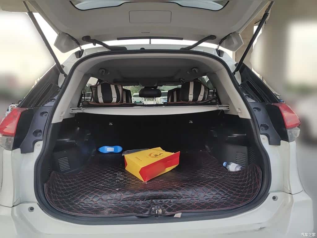 Nissan X-Trail, 2019 10