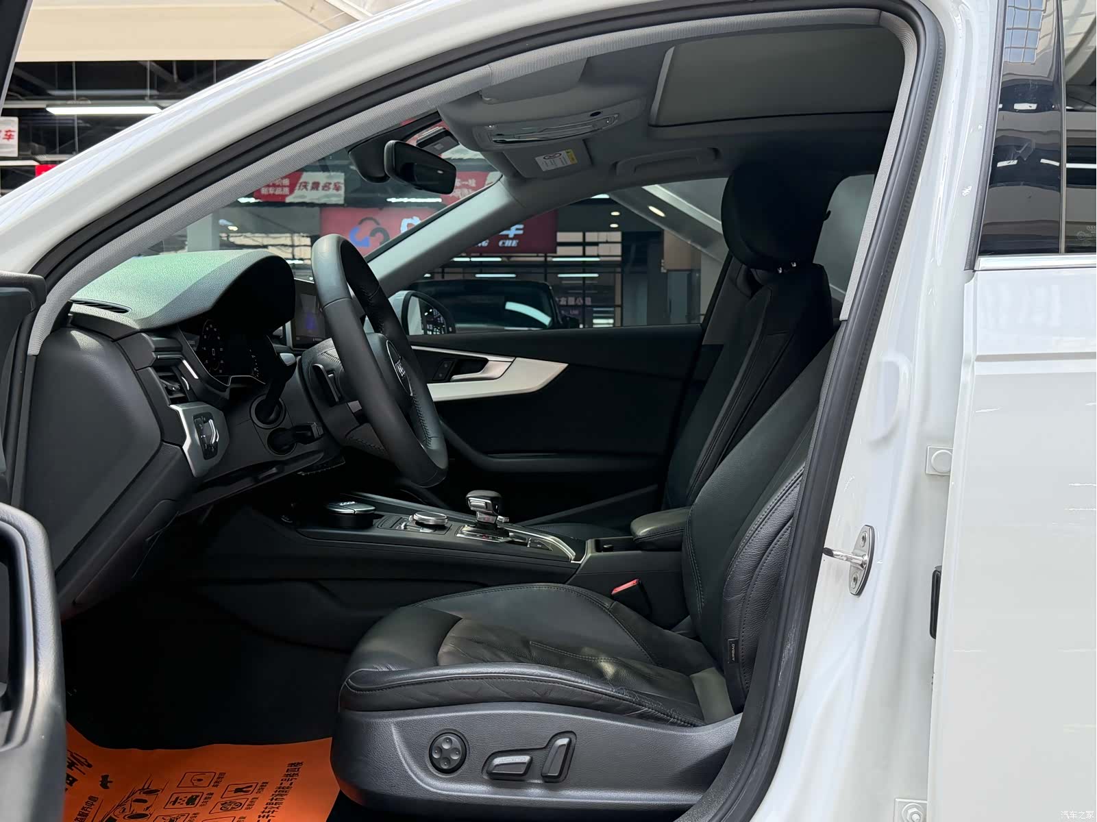 Audi A4L, 2019 9