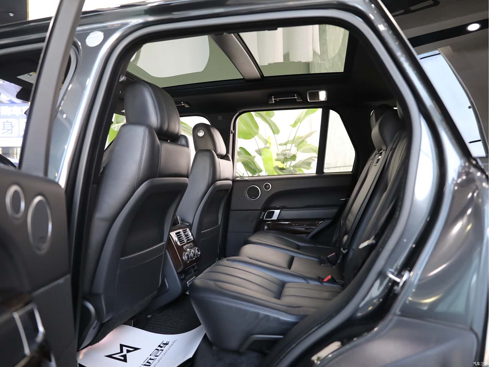Land Rover Range Rover, 2016 14