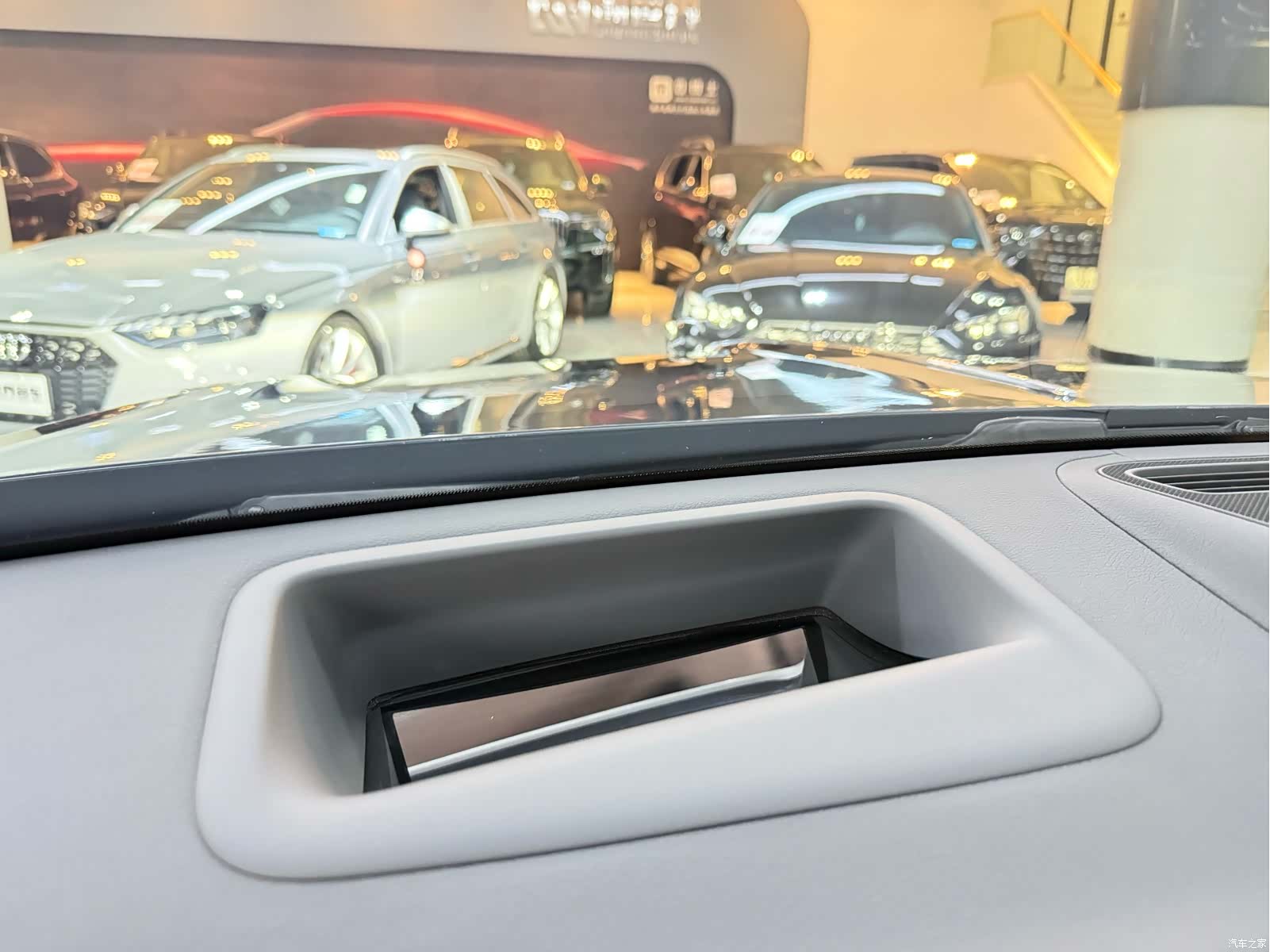 Maybach S-Class, 2024 13