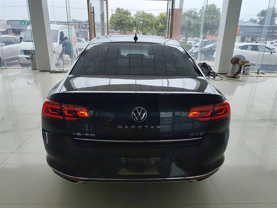 Volkswagen Magotan GTE