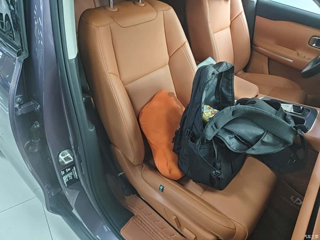 Leapmotor C10, 2025 25