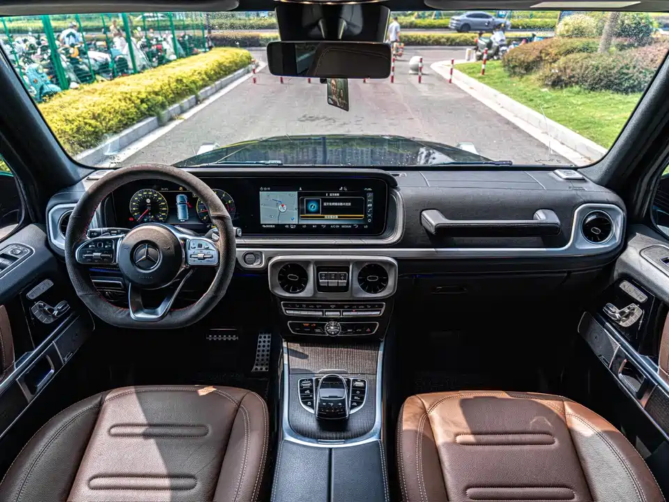 Mercedes-Benz G-class