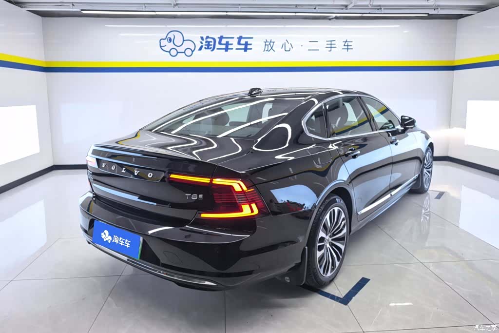 Volvo S90, 2025 3