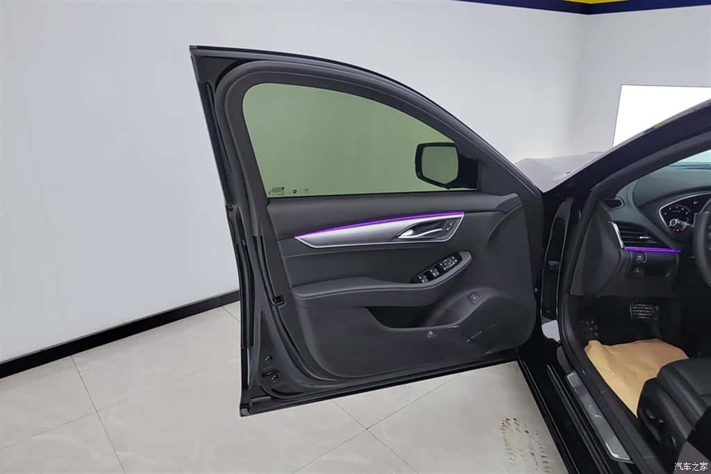 Cadillac CT5, 2023 7