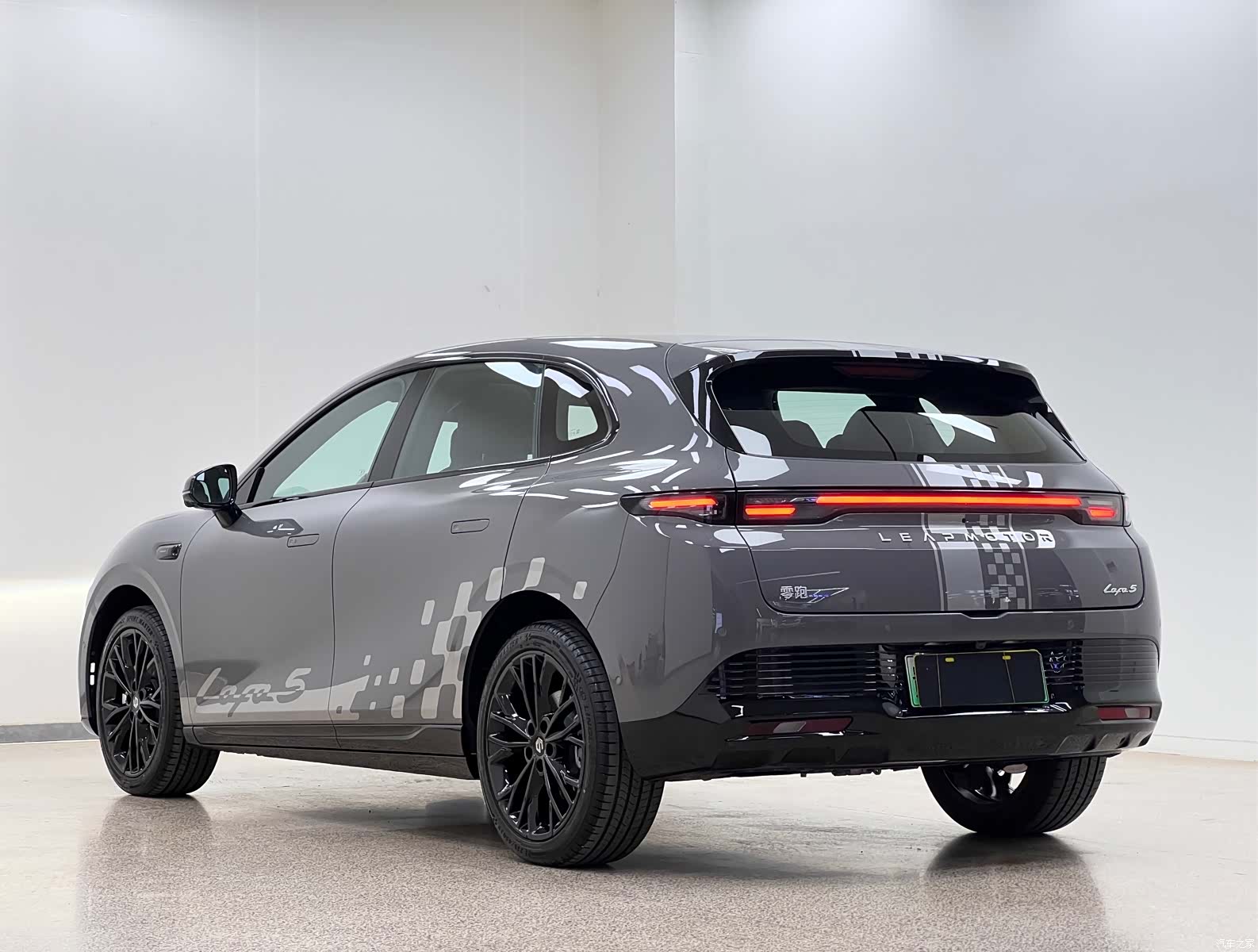 Leapmotor Lafa5, 2025 все фото