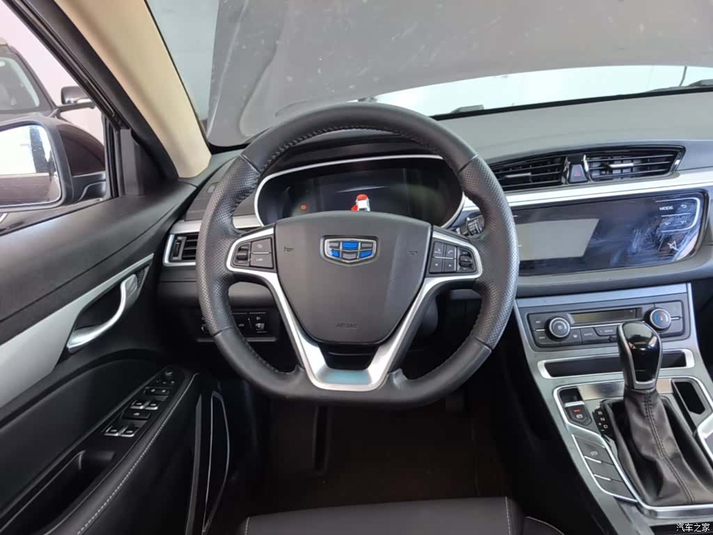 Geely Emgrand, 2019 11
