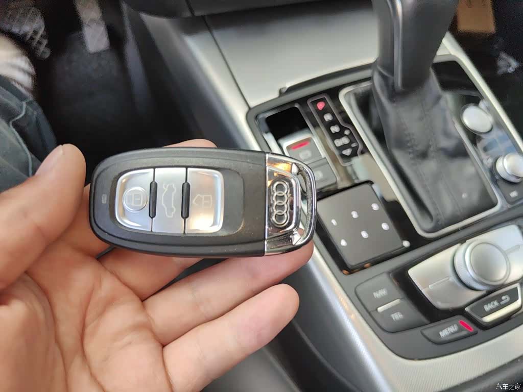 Audi A6L, 2017 12