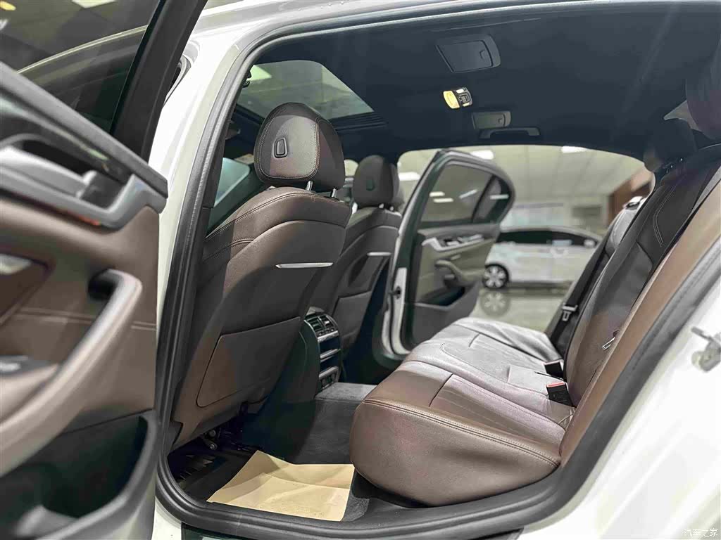 BMW 5 Series, 2019 10