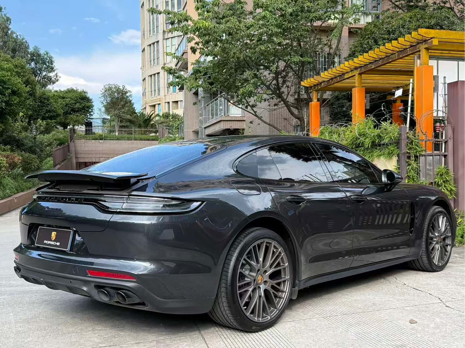 Porsche Panamera, 2023 4