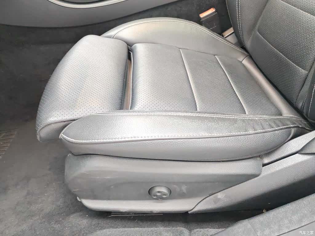 Mercedes-Benz E-Class, 2018 20