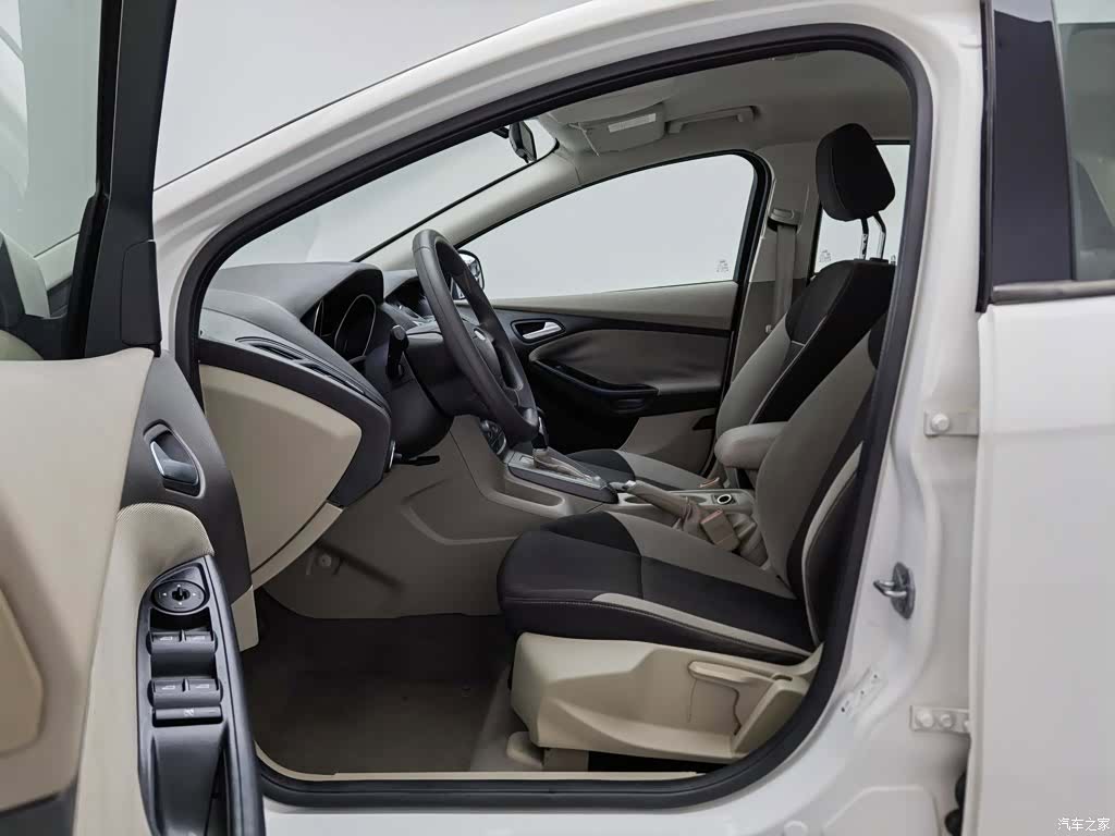 Ford Focus, 2014 10