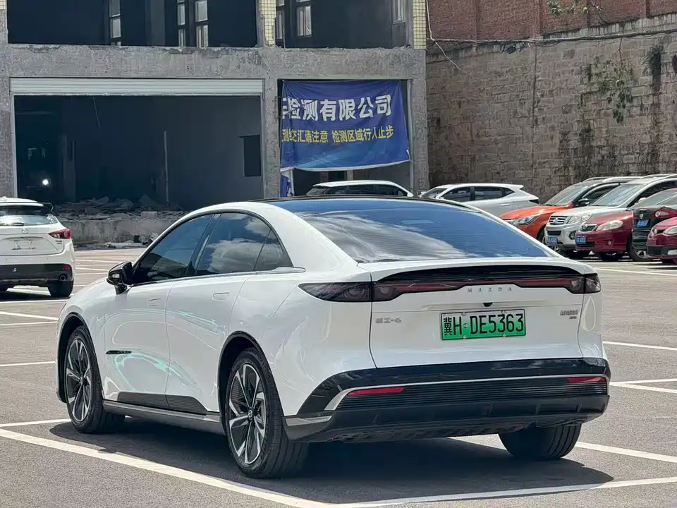 Mazda EZ-6