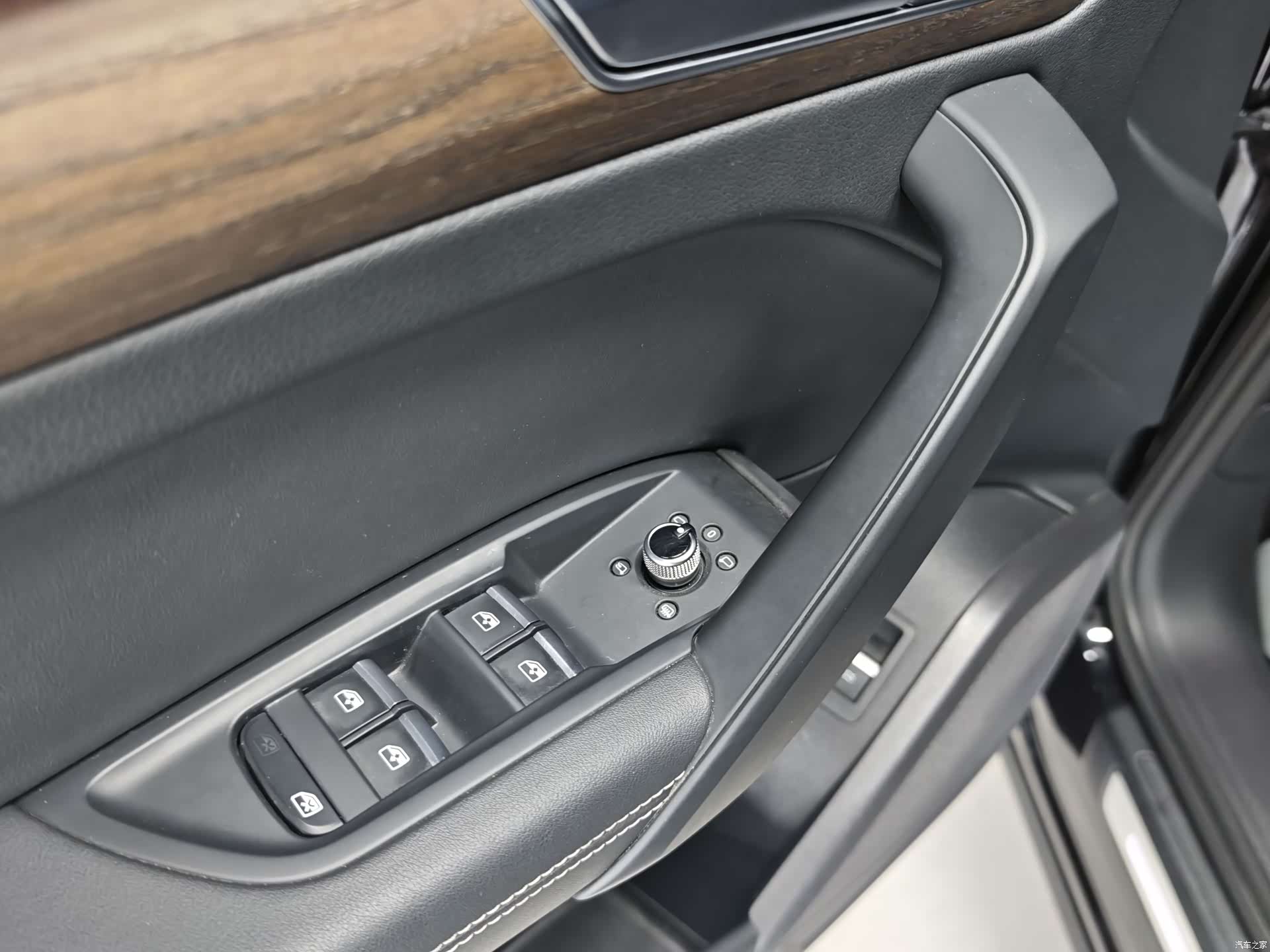 Audi Q5L, 2022 4