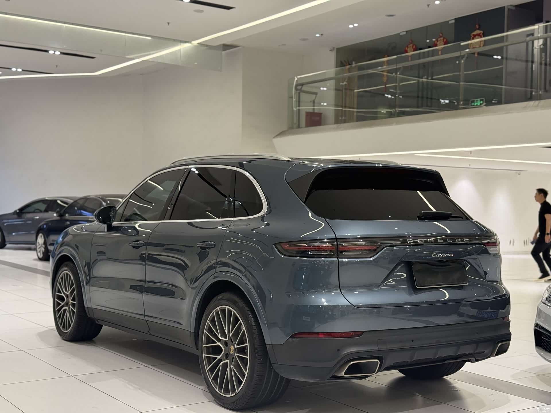 Porsche Cayenne, 2020 все фото