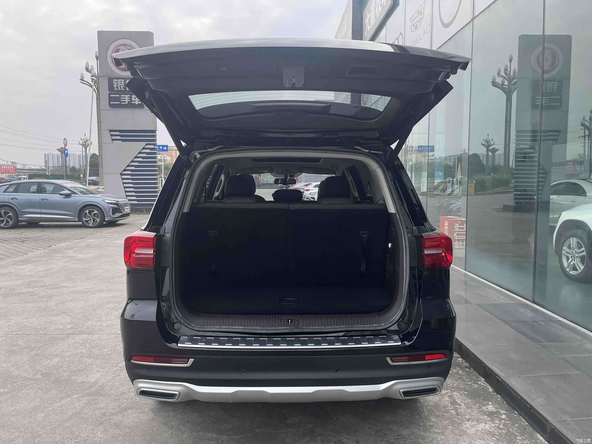 Roewe RX8, 2019 6