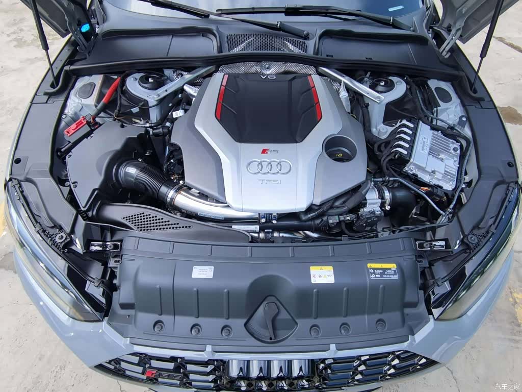 Audi RS, 2025 9