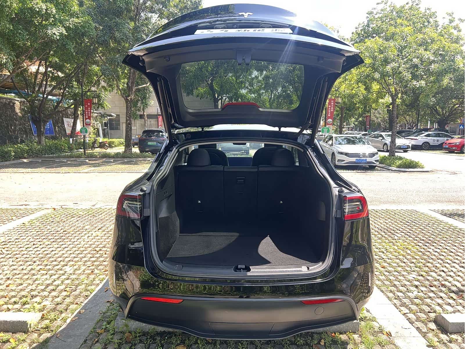 Tesla Model Y, 2021 7