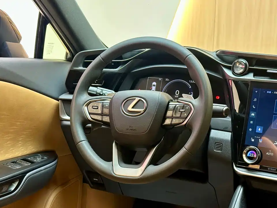 Lexus RZ Lexus RZ